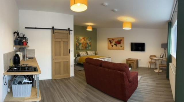 Modern Barn Conversion Brackley  Exterior photo